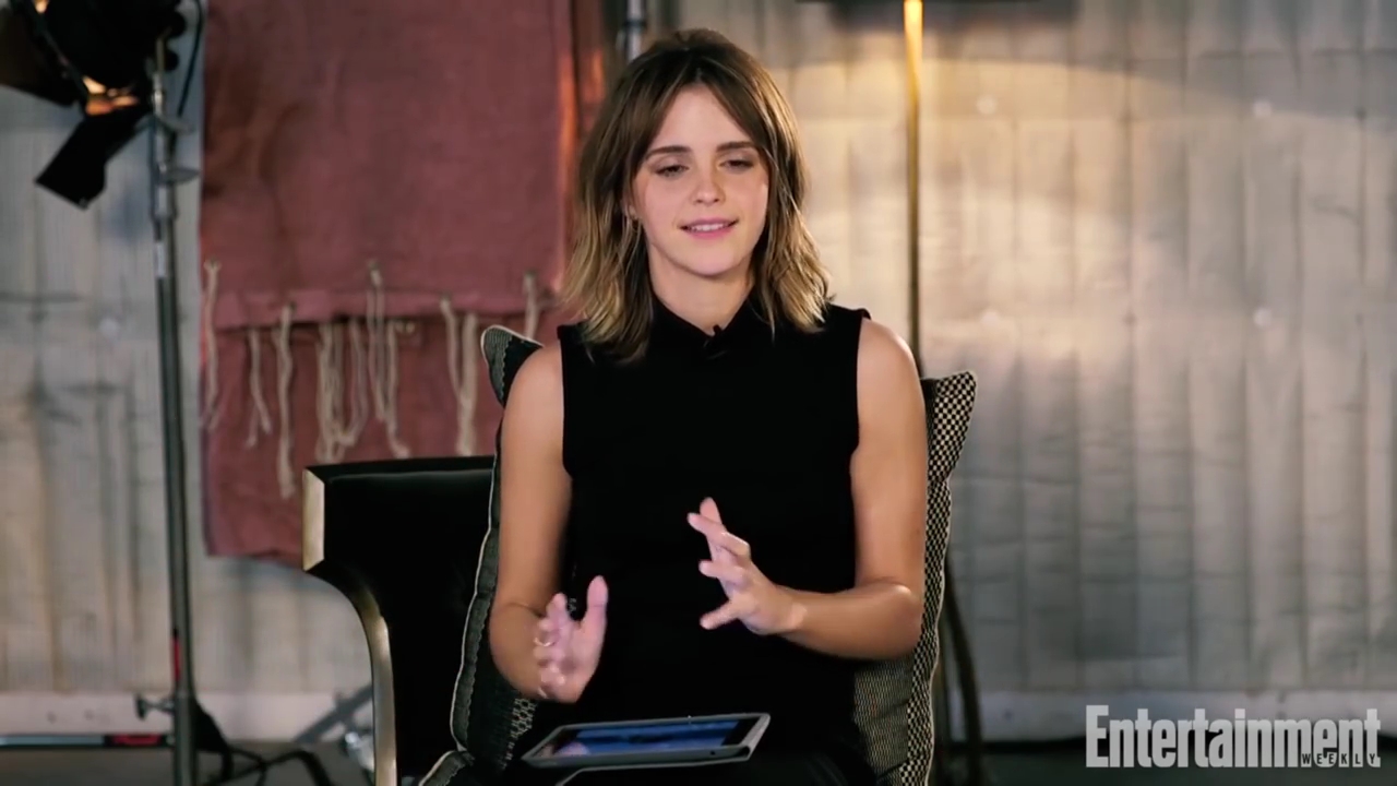 EmmaWatsonFan-nl_2017EntertainmentWeekly_KidsAskEmmaWatsonAboutBeautyAndTheBeastHarryPotterMore0077.jpg