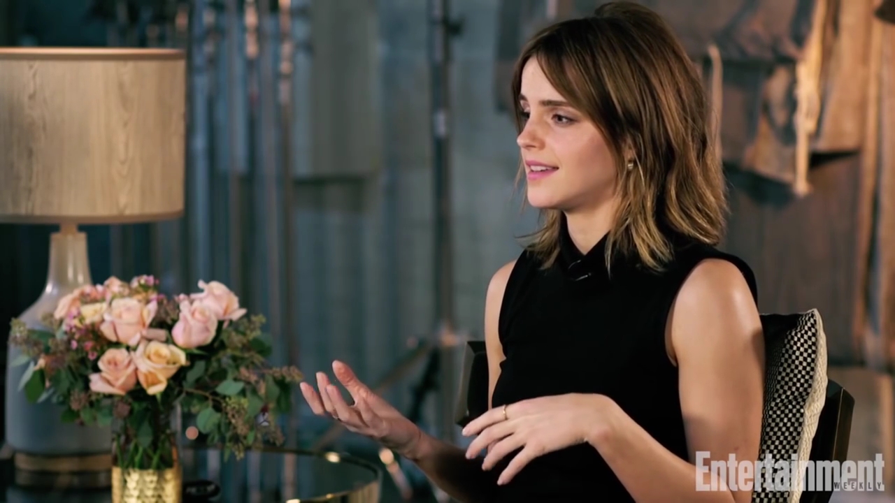 EmmaWatsonFan-nl_2017EntertainmentWeekly_KidsAskEmmaWatsonAboutBeautyAndTheBeastHarryPotterMore0186.jpg