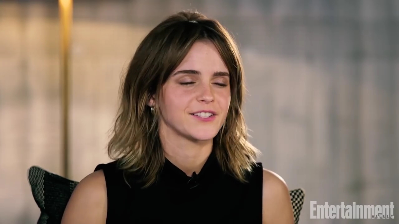 EmmaWatsonFan-nl_2017EntertainmentWeekly_KidsAskEmmaWatsonAboutBeautyAndTheBeastHarryPotterMore0235.jpg