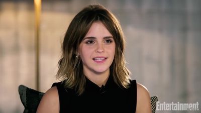 EmmaWatsonFan-nl_2017EntertainmentWeekly_KidsAskEmmaWatsonAboutBeautyAndTheBeastHarryPotterMore0070.jpg