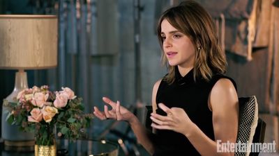 EmmaWatsonFan-nl_2017EntertainmentWeekly_KidsAskEmmaWatsonAboutBeautyAndTheBeastHarryPotterMore0181.jpg