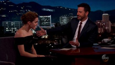 Emma-Watson-dot-nl_2017JimmyKimmelLive0184.jpg