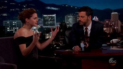 Emma-Watson-dot-nl_2017JimmyKimmelLive0239.jpg