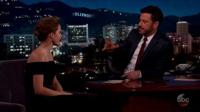 Emma-Watson-dot-nl_2017JimmyKimmelLive0439.jpg