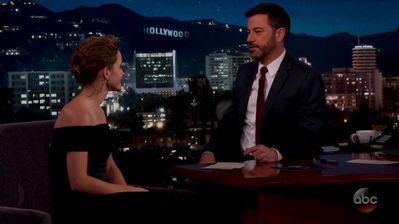 Emma-Watson-dot-nl_2017JimmyKimmelLive0440.jpg