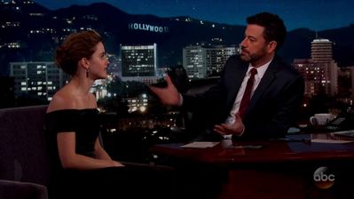 Emma-Watson-dot-nl_2017JimmyKimmelLive0579.jpg