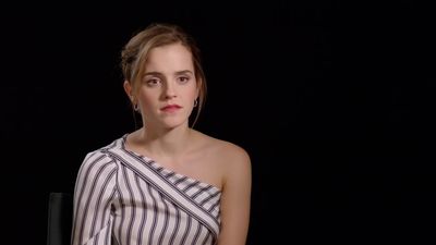 EmmaWatsonFan-dot-nl_TheCirclePressJunkets-Screenslam0026.jpg