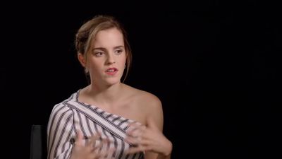 EmmaWatsonFan-dot-nl_TheCirclePressJunkets-Screenslam0083.jpg