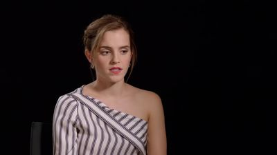 EmmaWatsonFan-dot-nl_TheCirclePressJunkets-Screenslam0111.jpg