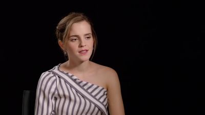 EmmaWatsonFan-dot-nl_TheCirclePressJunkets-Screenslam0216.jpg