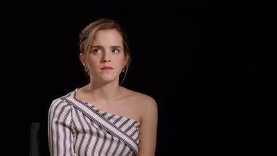 EmmaWatsonFan-dot-nl_TheCirclePressJunkets-Screenslam0240.jpg