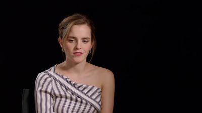 EmmaWatsonFan-dot-nl_TheCirclePressJunkets-Screenslam0269.jpg