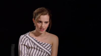 EmmaWatsonFan-dot-nl_TheCirclePressJunkets-Screenslam0290.jpg