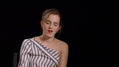 EmmaWatsonFan-dot-nl_TheCirclePressJunkets-Screenslam0326.jpg