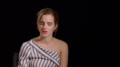 EmmaWatsonFan-dot-nl_TheCirclePressJunkets-Screenslam0329.jpg