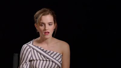 EmmaWatsonFan-dot-nl_TheCirclePressJunkets-Screenslam0361.jpg