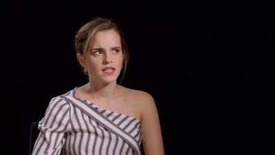 EmmaWatsonFan-dot-nl_TheCirclePressJunkets-Screenslam0394.jpg