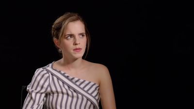 EmmaWatsonFan-dot-nl_TheCirclePressJunkets-Screenslam0395.jpg