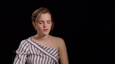 EmmaWatsonFan-dot-nl_TheCirclePressJunkets-Screenslam0396.jpg