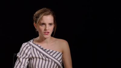 EmmaWatsonFan-dot-nl_TheCirclePressJunkets-Screenslam0399.jpg