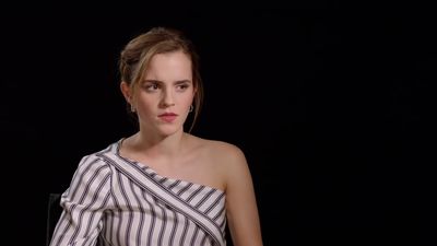 EmmaWatsonFan-dot-nl_TheCirclePressJunkets-Screenslam0400.jpg