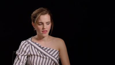 EmmaWatsonFan-dot-nl_TheCirclePressJunkets-Screenslam0404.jpg