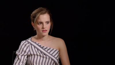 EmmaWatsonFan-dot-nl_TheCirclePressJunkets-Screenslam0406.jpg