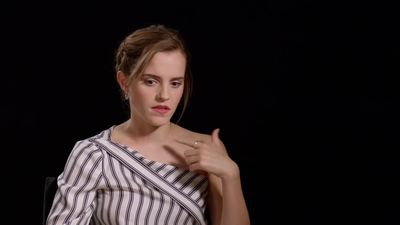 EmmaWatsonFan-dot-nl_TheCirclePressJunkets-Screenslam0420.jpg