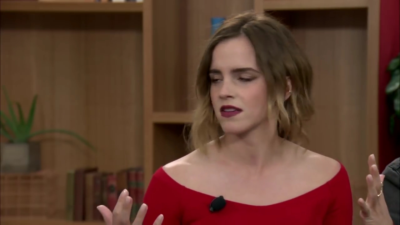 EmmaWatsonFan-dot-nl_TheCircle-TwitterQandA0083.jpg