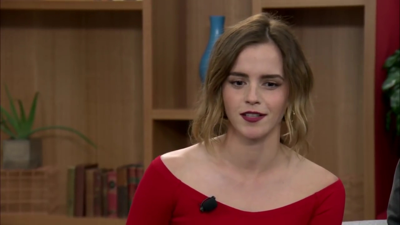 EmmaWatsonFan-dot-nl_TheCircle-TwitterQandA0295.jpg EmmaWatsonFan-dot-nl_TheCircle-TwitterQandA0295.jpg