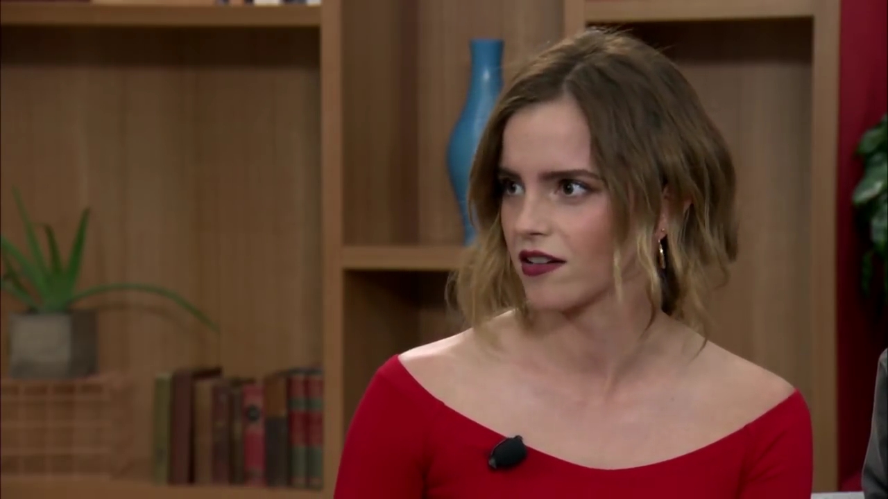 EmmaWatsonFan-dot-nl_TheCircle-TwitterQandA0360.jpg EmmaWatsonFan-dot-nl_TheCircle-TwitterQandA0360.jpg