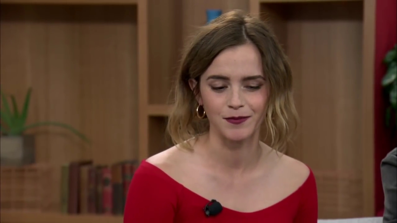 EmmaWatsonFan-dot-nl_TheCircle-TwitterQandA0663.jpg