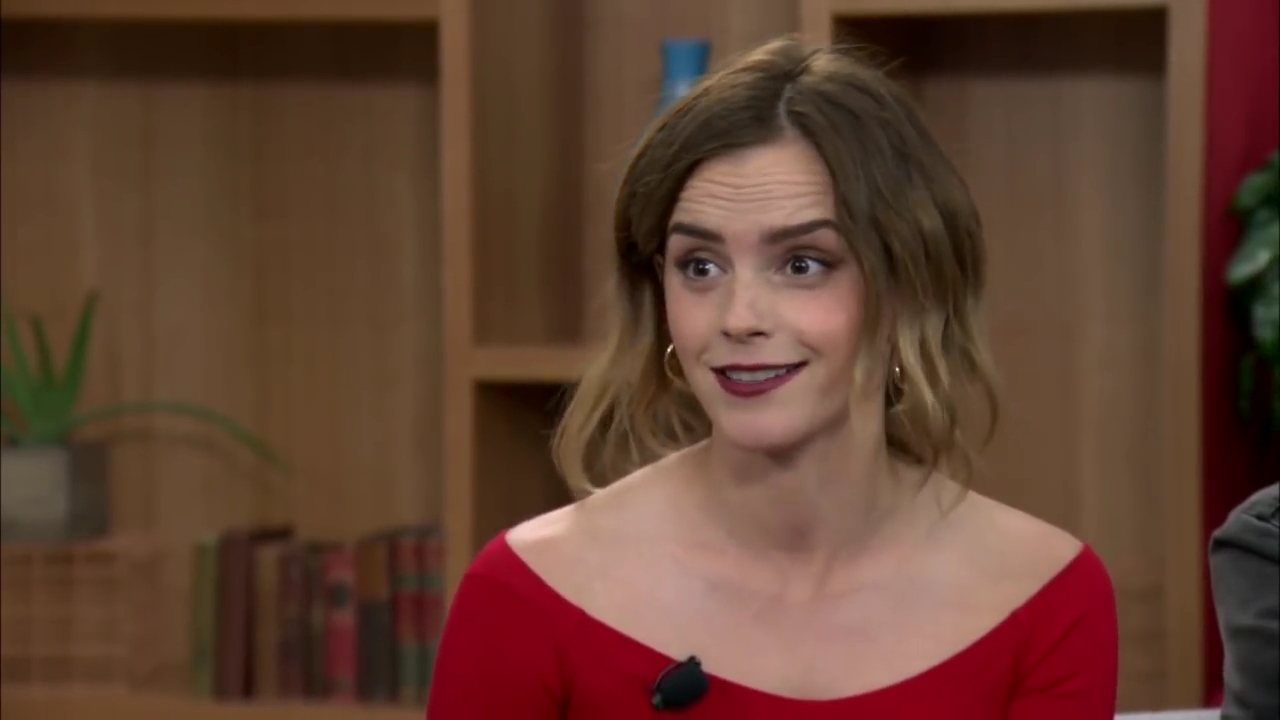 EmmaWatsonFan-dot-nl_TheCircle-TwitterQandA0690.jpg