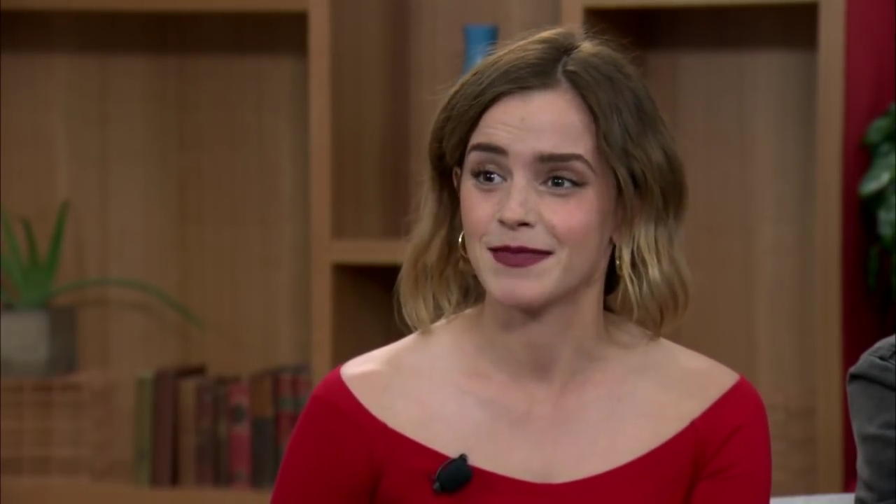 EmmaWatsonFan-dot-nl_TheCircle-TwitterQandA0695.jpg