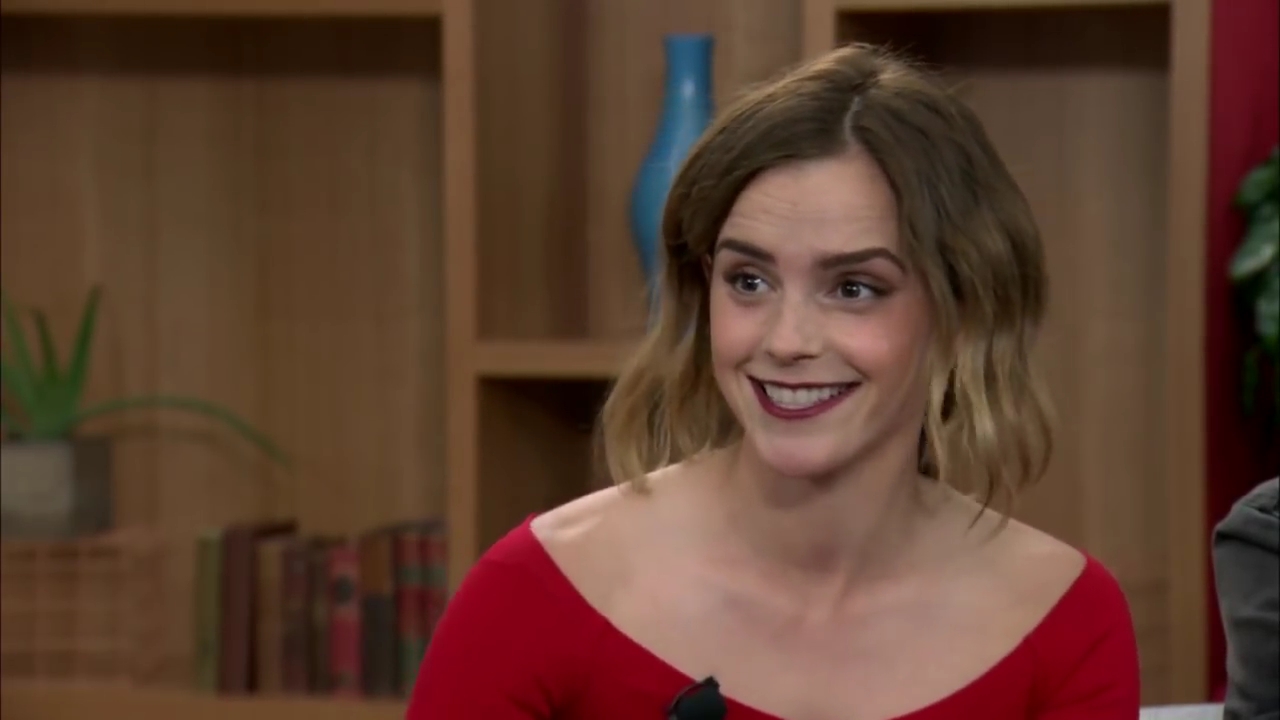 EmmaWatsonFan-dot-nl_TheCircle-TwitterQandA0697.jpg