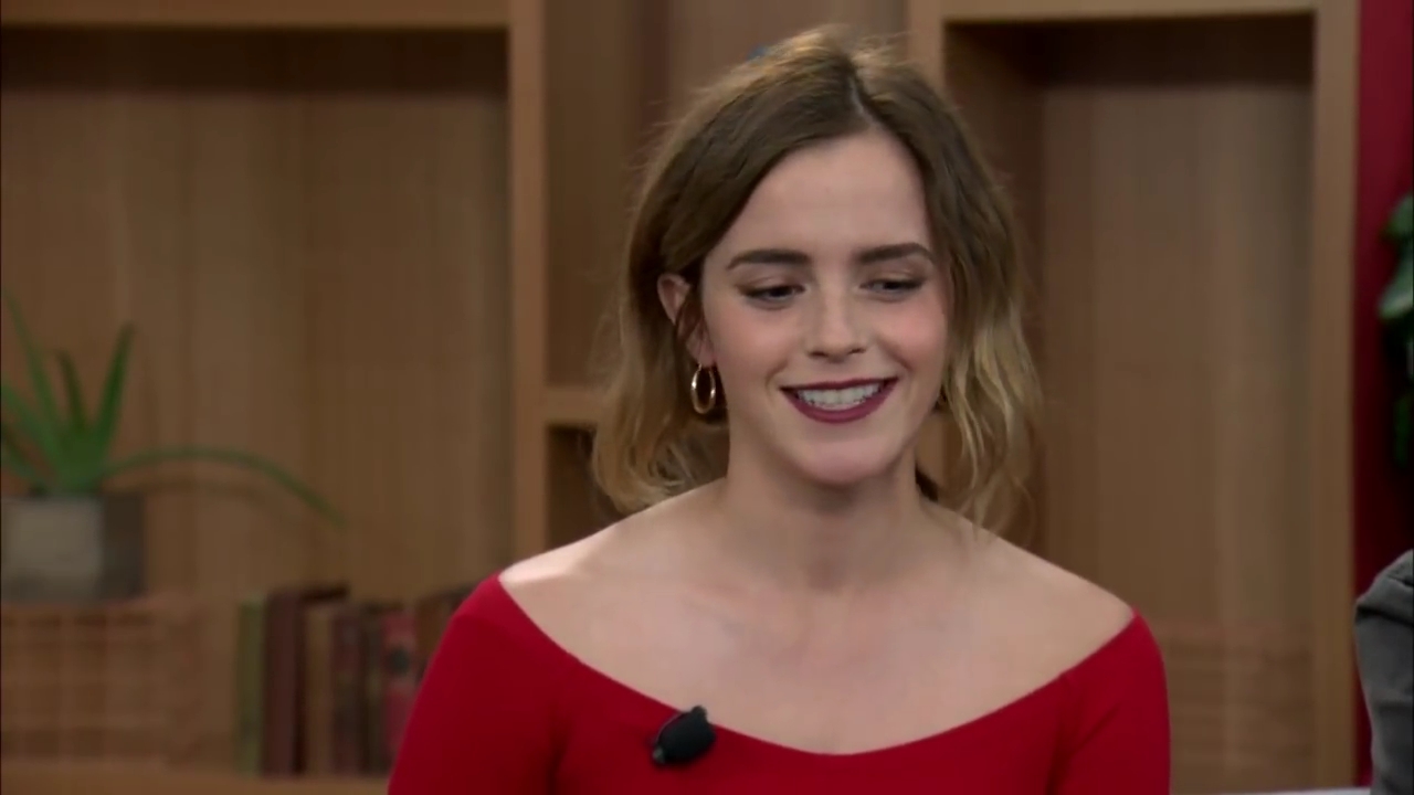 EmmaWatsonFan-dot-nl_TheCircle-TwitterQandA0706.jpg EmmaWatsonFan-dot-nl_TheCircle-TwitterQandA0706.jpg