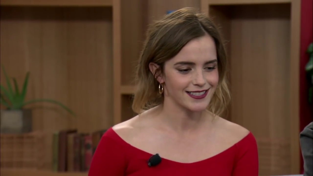 EmmaWatsonFan-dot-nl_TheCircle-TwitterQandA0707.jpg EmmaWatsonFan-dot-nl_TheCircle-TwitterQandA0707.jpg