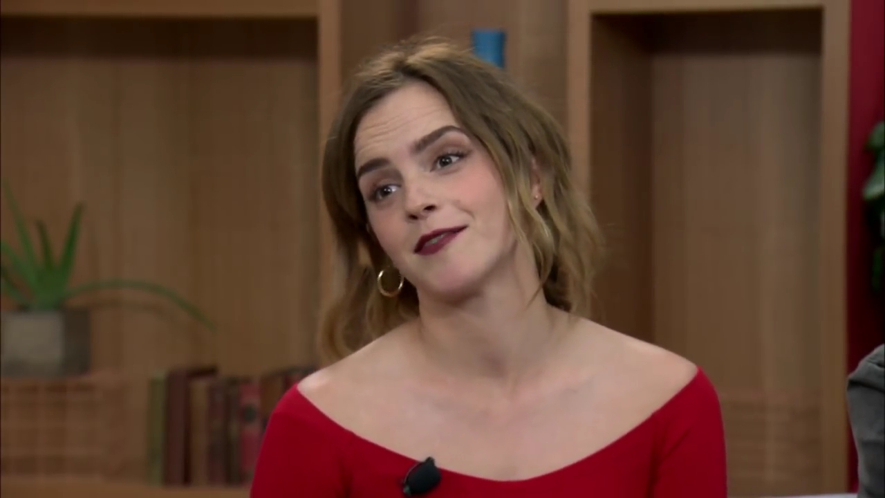 EmmaWatsonFan-dot-nl_TheCircle-TwitterQandA0712.jpg EmmaWatsonFan-dot-nl_TheCircle-TwitterQandA0712.jpg