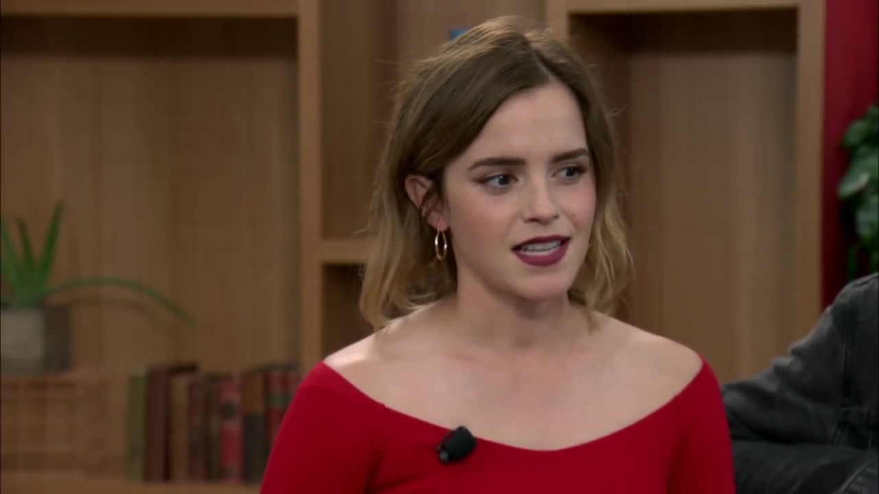 EmmaWatsonFan-dot-nl_TheCircle-TwitterQandA0777.jpg