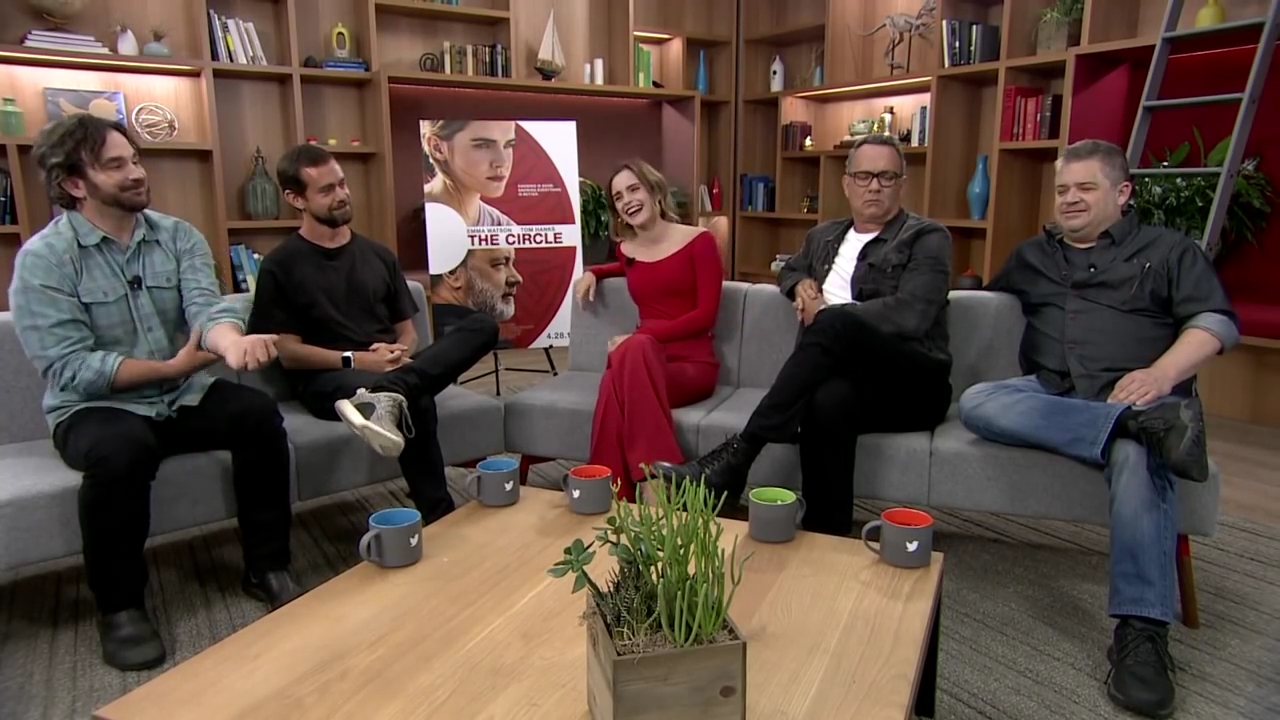 EmmaWatsonFan-dot-nl_TheCircle-TwitterQandA0792.jpg
