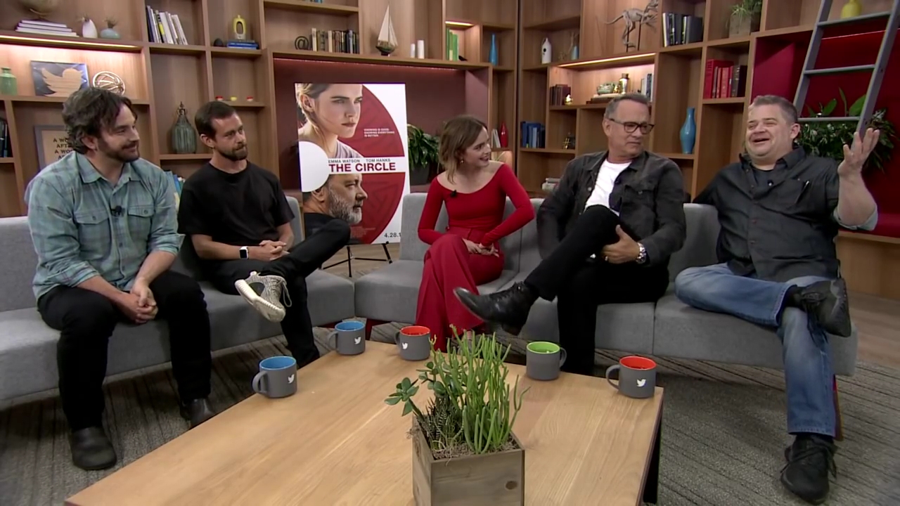 EmmaWatsonFan-dot-nl_TheCircle-TwitterQandA0812.jpg