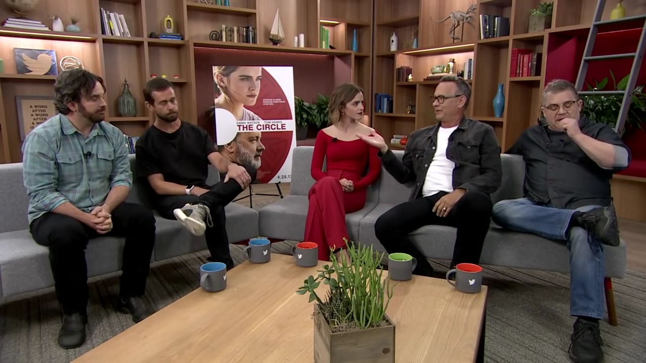 EmmaWatsonFan-dot-nl_TheCircle-TwitterQandA1216.jpg