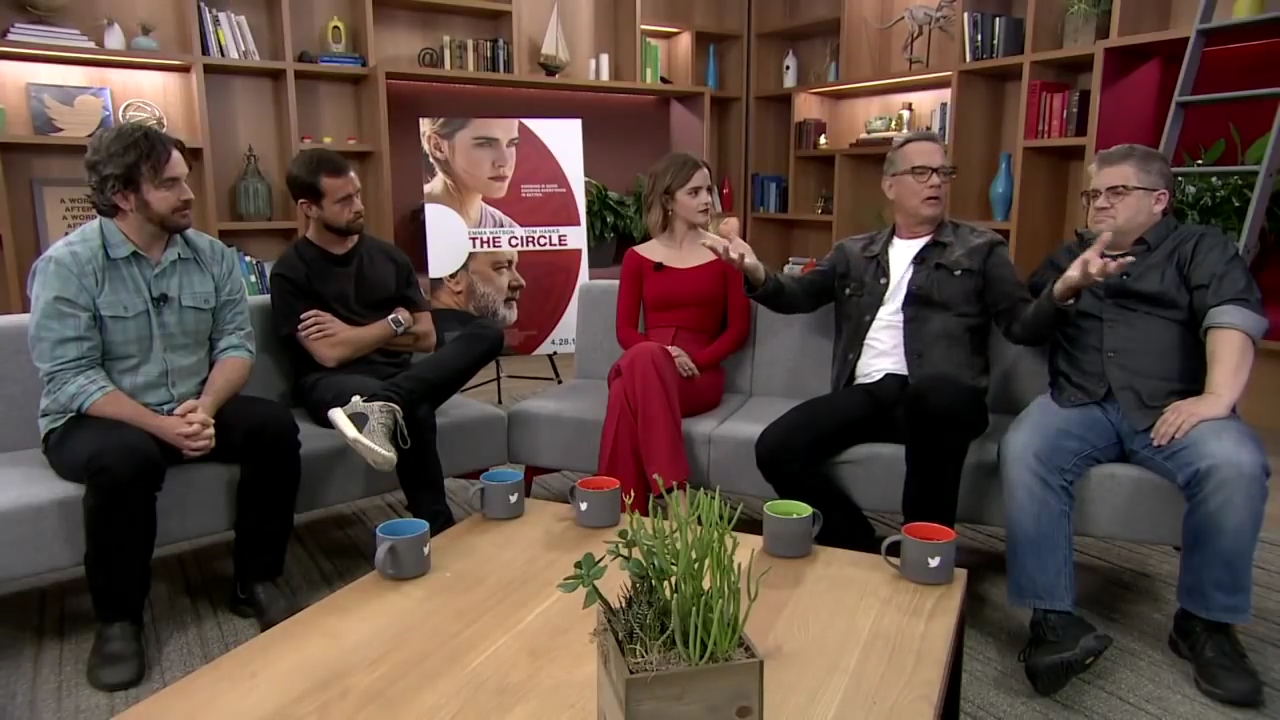 EmmaWatsonFan-dot-nl_TheCircle-TwitterQandA1454.jpg