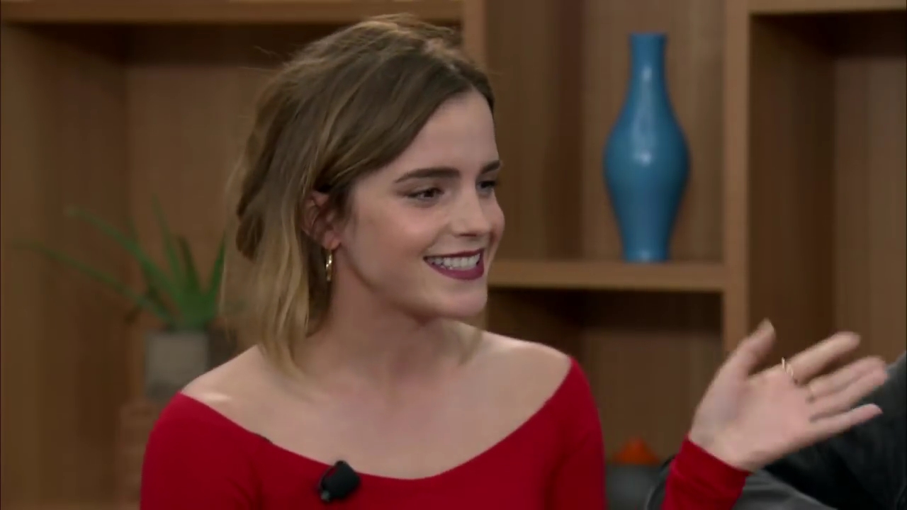 EmmaWatsonFan-dot-nl_TheCircle-TwitterQandA2174.jpg