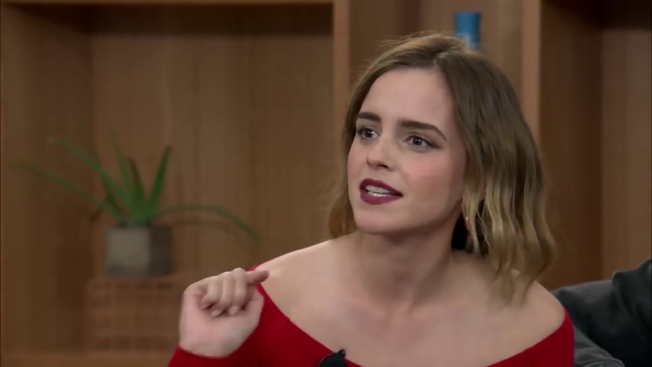 EmmaWatsonFan-dot-nl_TheCircle-TwitterQandA2282.jpg EmmaWatsonFan-dot-nl_TheCircle-TwitterQandA2282.jpg
