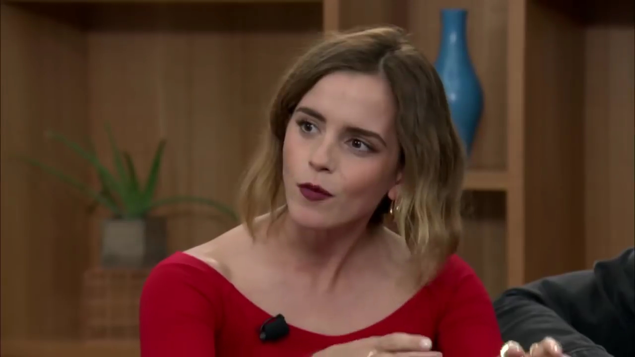 EmmaWatsonFan-dot-nl_TheCircle-TwitterQandA2289.jpg