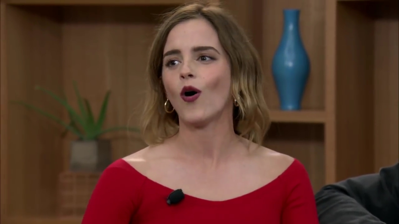 EmmaWatsonFan-dot-nl_TheCircle-TwitterQandA2291.jpg