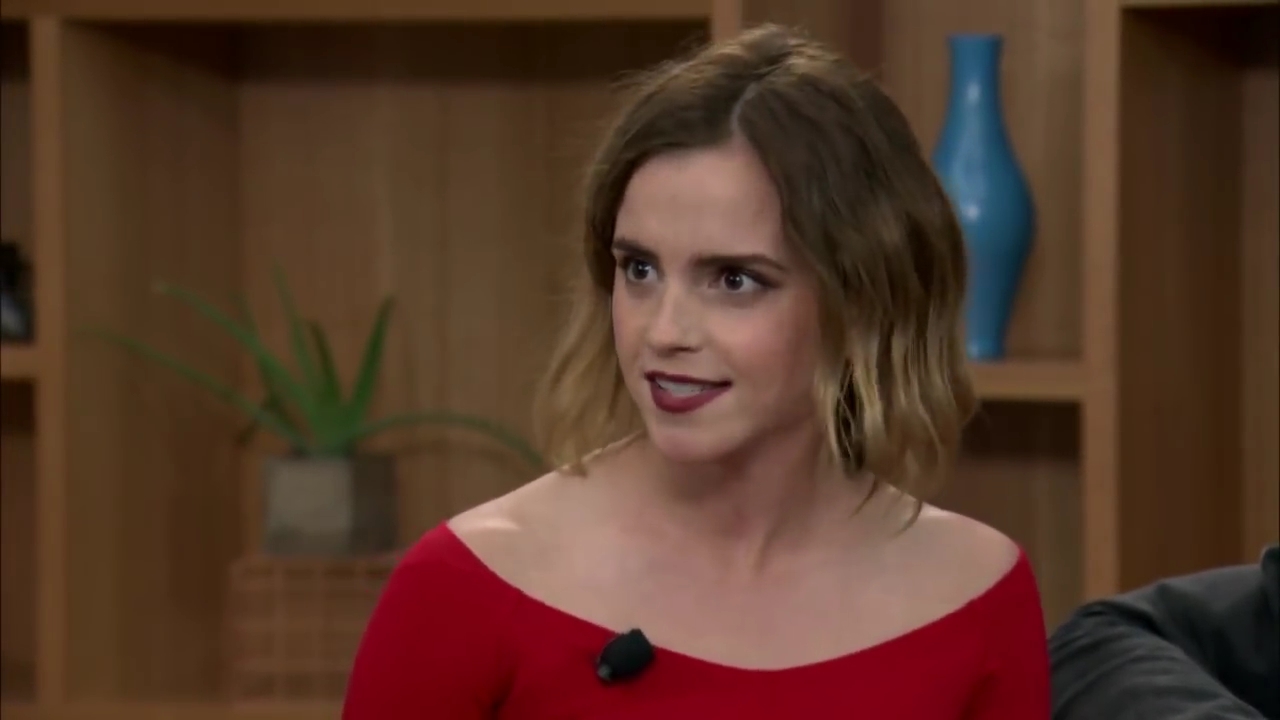 EmmaWatsonFan-dot-nl_TheCircle-TwitterQandA2294.jpg