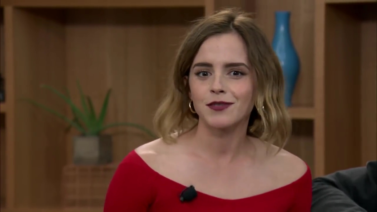 EmmaWatsonFan-dot-nl_TheCircle-TwitterQandA2297.jpg