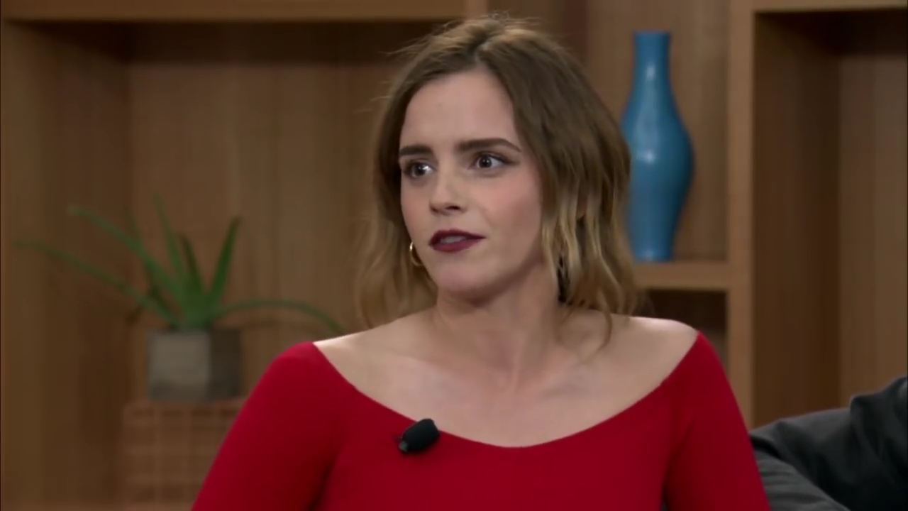 EmmaWatsonFan-dot-nl_TheCircle-TwitterQandA2316.jpg